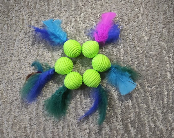 Rattle Rope Cat Toy with Feathers